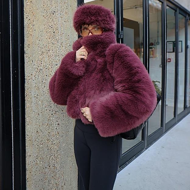 Mujer con ropa deportiva. 