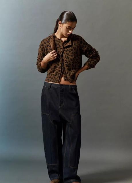 Imagen - Chaqueta con estampado de leopardo de Pull & Bear (27,99 euros)