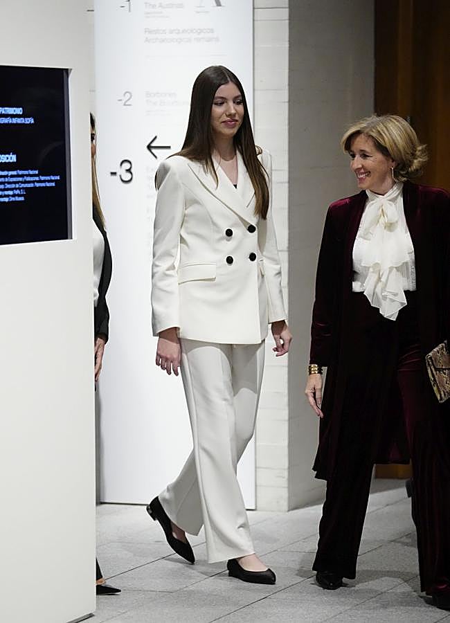 Imagen - La infanta Sofía combinó su look con una bailarinas negras de Martinelli. / LIMITED PICTURES