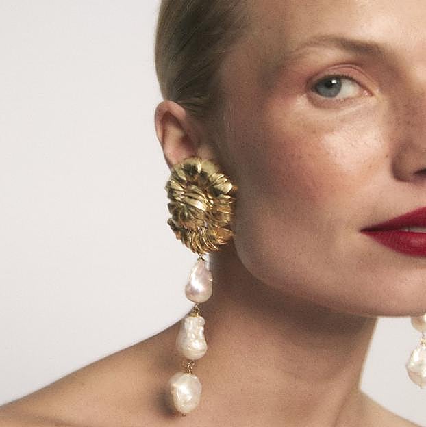 Imagen principal - Pendientes de M de Paulet, vestido de Is Coming y pijama de Coosy.