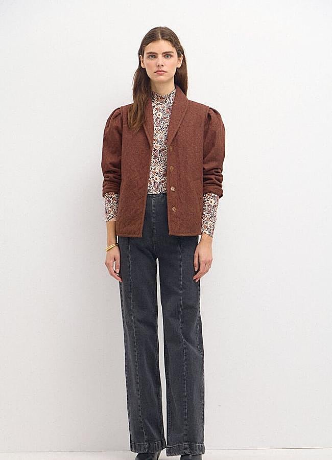 Imagen - Ava abrigo corto de fantasía de Hoss Intropia, 139 euros.