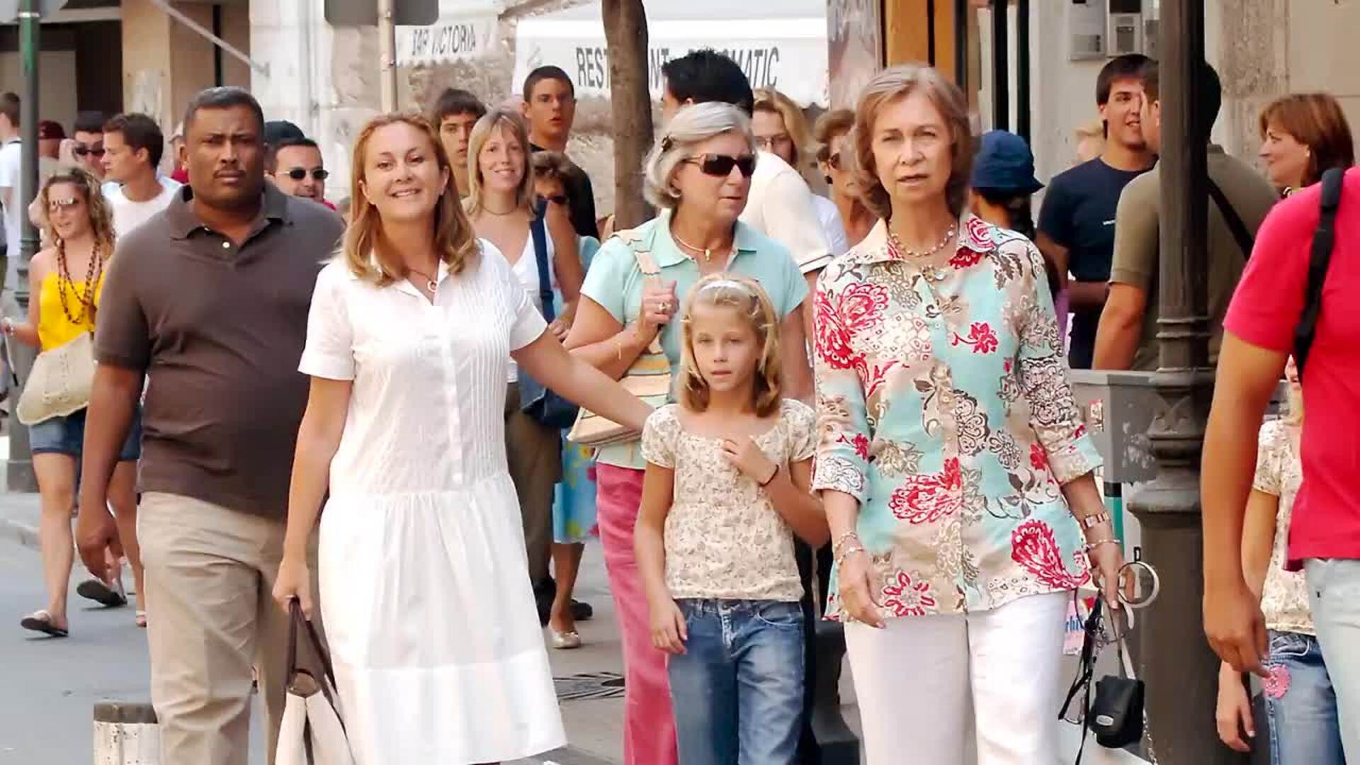 Quiénes son las amigas más cercanas de la reina Sofía