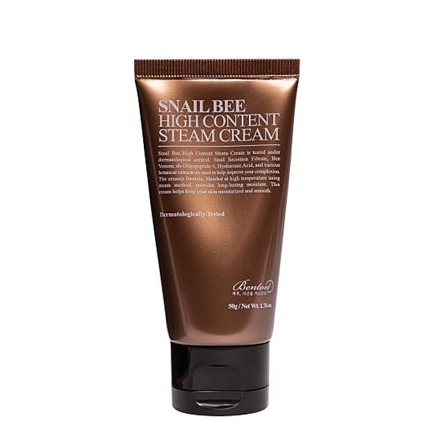 Crema hidratante con veneno de abeja y mucina de caracol de Benton.