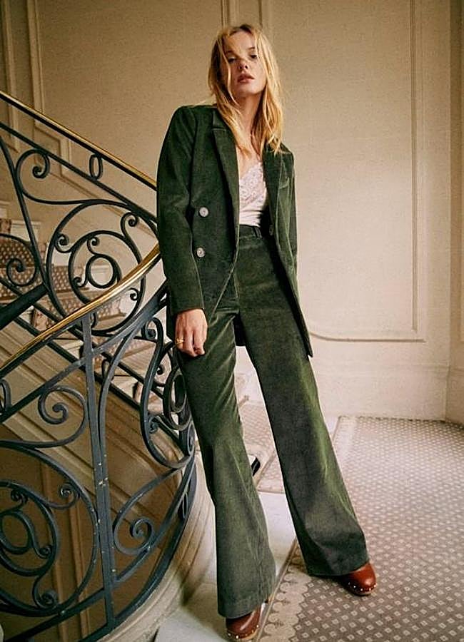 Imagen - Traje de pana en verde