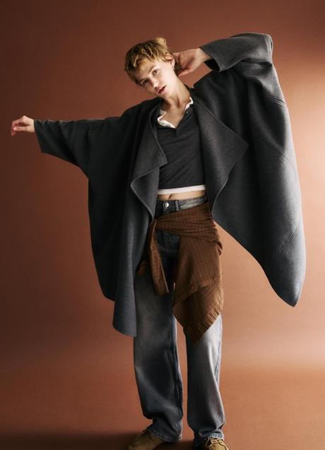 Imagen - Abrigo capa de Pull & Bear (45,90 euros)