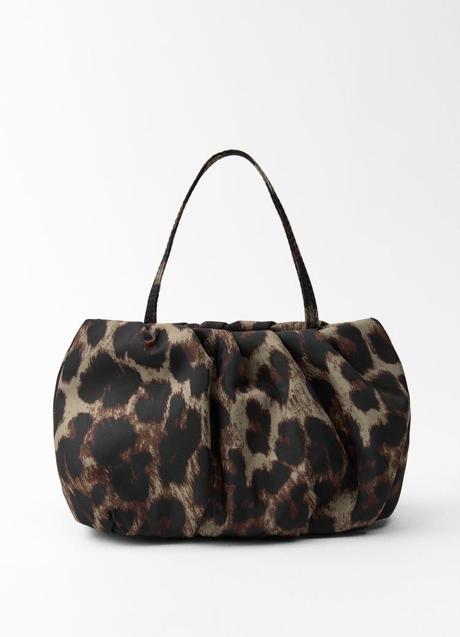 Imagen - Bolso con estampado de leopardo de Zara (25,99 euros)