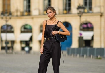 Pantalones fluidos y ligeros: estos son los modelos que mejor sientan en verano