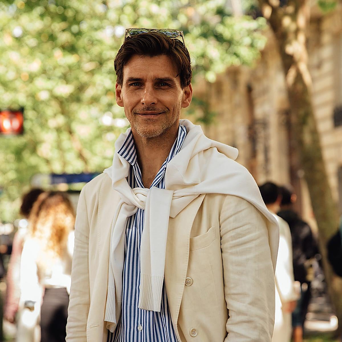 Chanclas de hombre: los diseños más cómodos y sofisticados que arrasarán este verano 2025