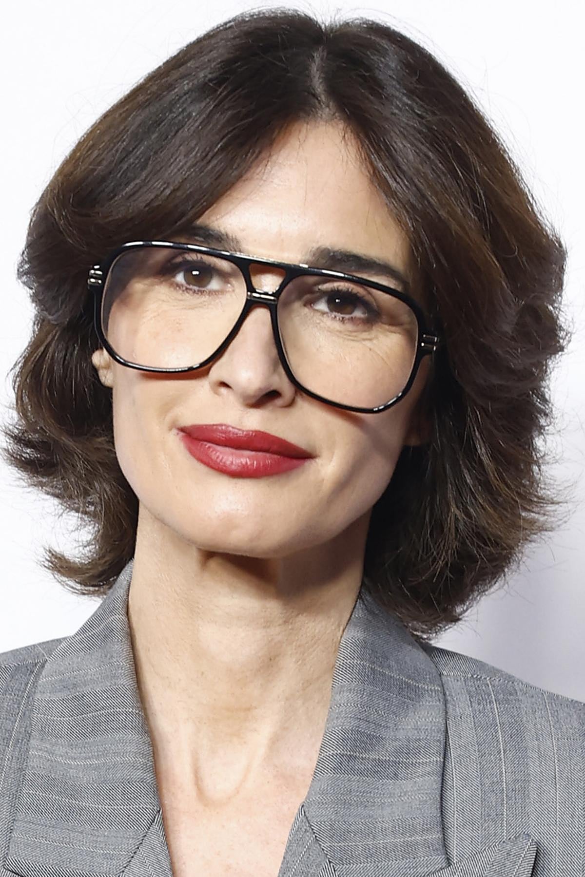 Estos son los peinados sencillos que sientan bien a las mujeres más 50.