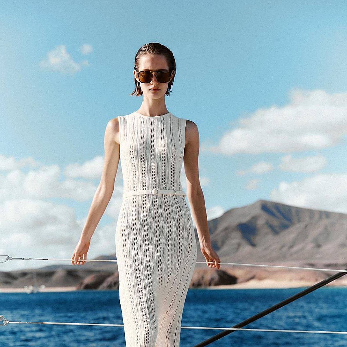 El vestido es la prenda que te resolverá todos los looks de fiesta de primavera. Apuesta por diseños con detalles especiales.