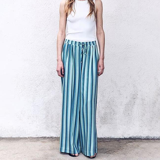 Pantalones con rayas anchos