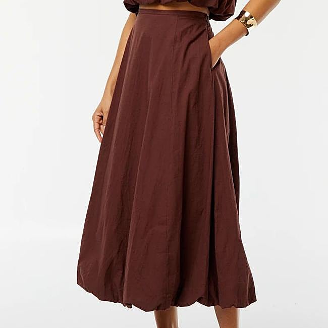 Falda globo de tiro alto