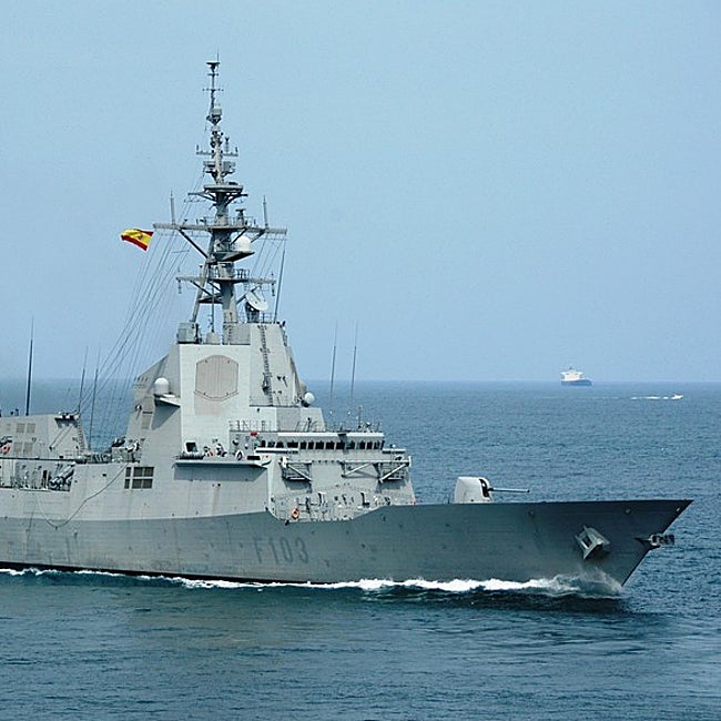 Una imagen de la fragata Blas de Lezo en plena navegación.