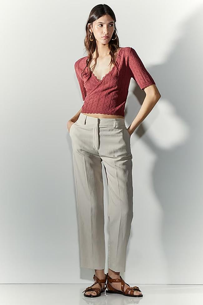 Pantalón blanco de Tintoretto, 41,99 euros.