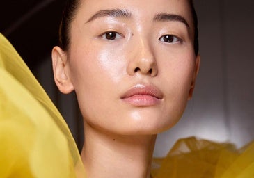 Estas ampollas iluminadoras las usan las coreanas para rejuvenecer y tener piel de cristal