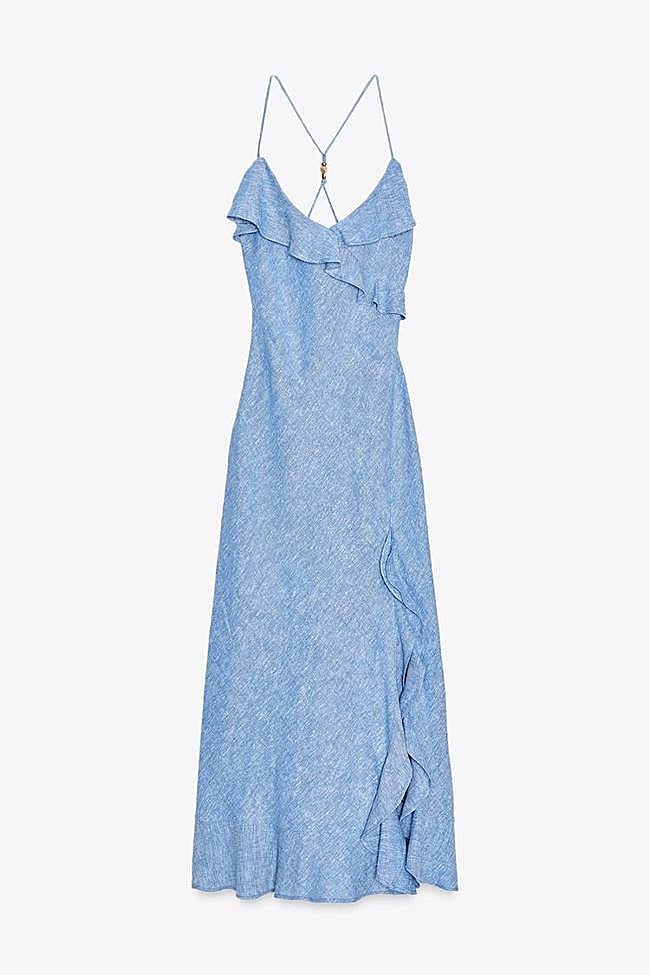 Vestido azul de Zara (35,99 euros)