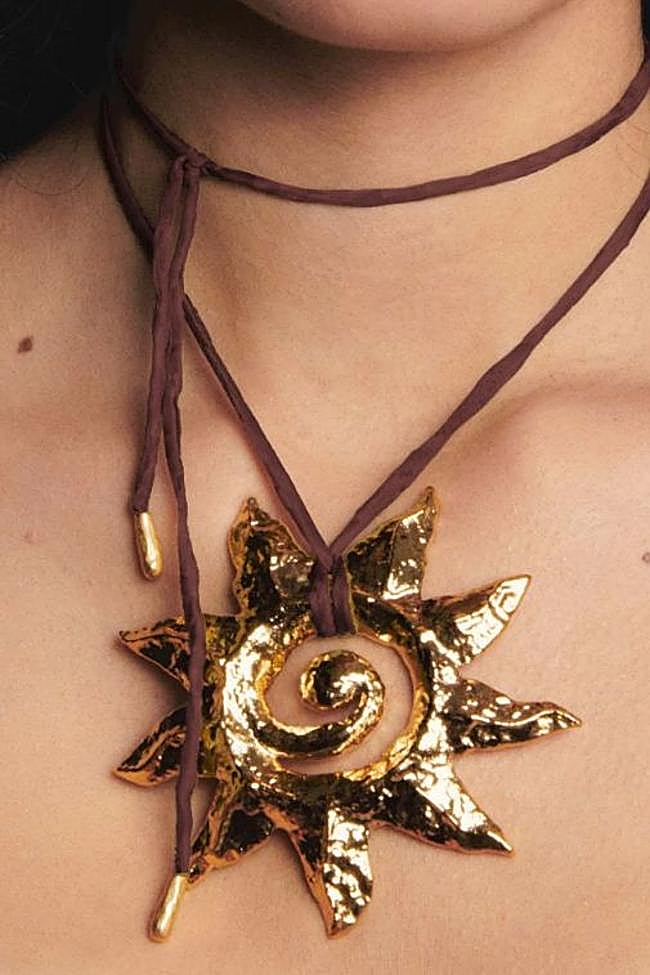 Collar para elevar looks de verano