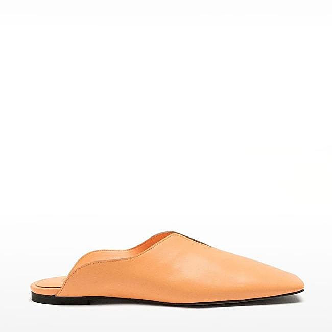 Mules naranja de Parfois, 39,99 euros.