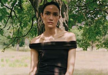 Las novedades de Mango de la semana: vestidos, tops y accesorios minimalistas en tejidos naturales