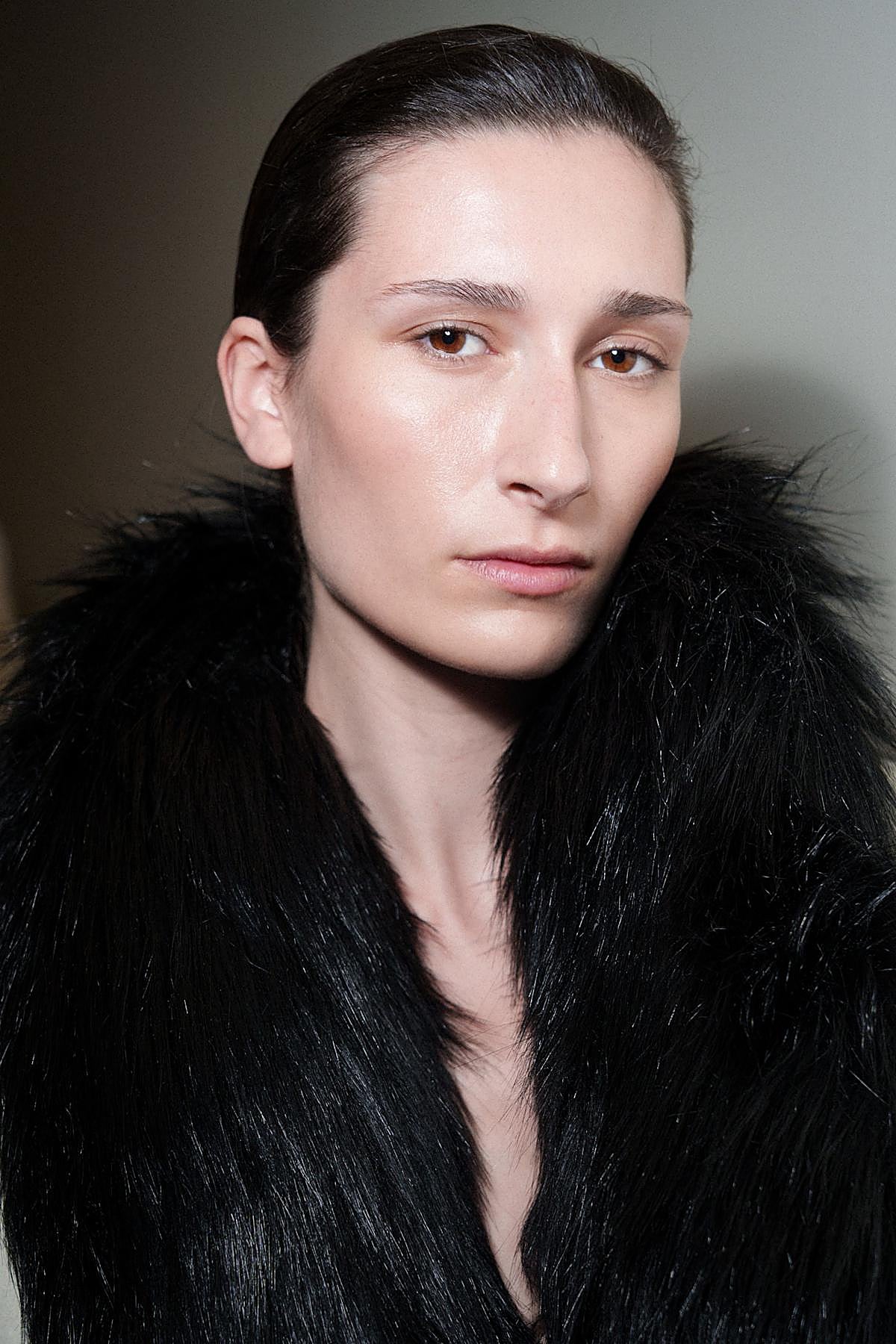 El mejor protector solar antimanchas para un cuidado facial en verano.