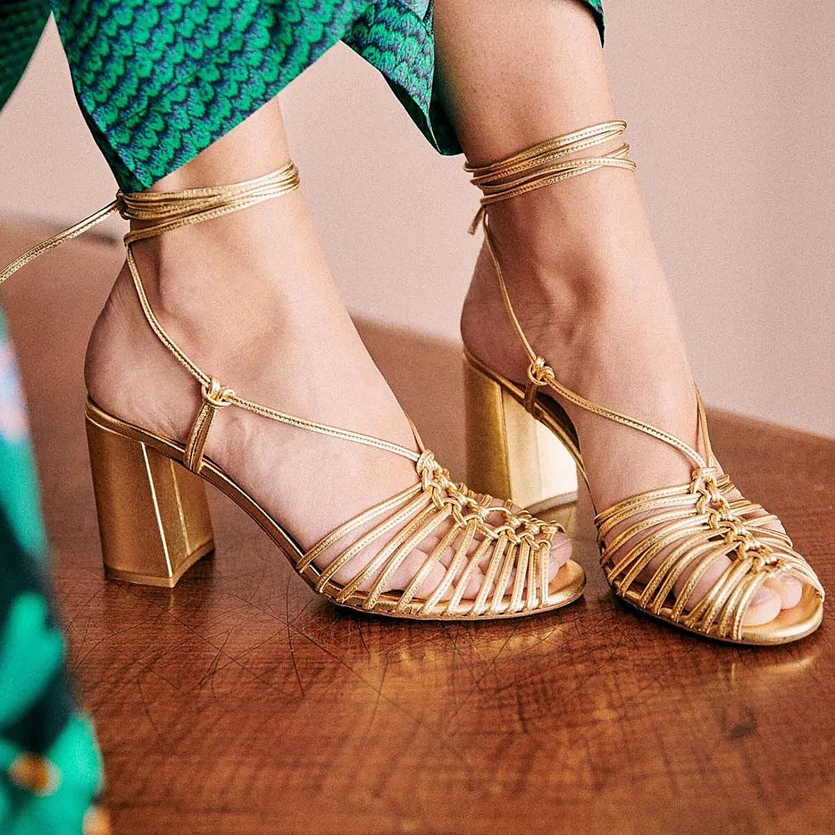 Los zapatos de fiesta han llegado pisando con fuerza esta nueva temporada de verano.