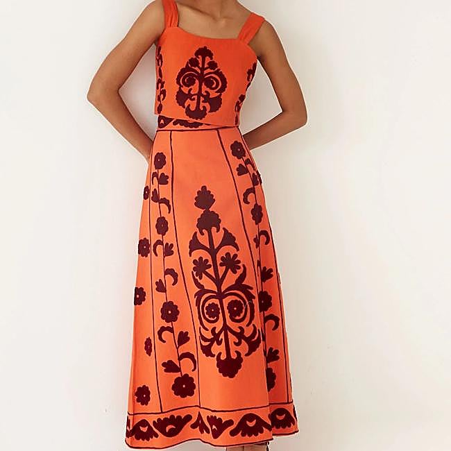 Conjunto de algodón con bordados