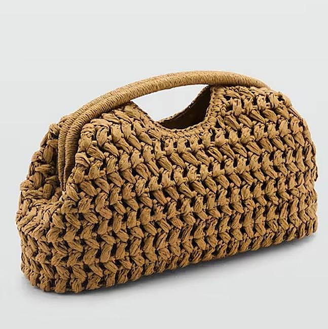 Bolso de rafia de Mango (49,99 euros)