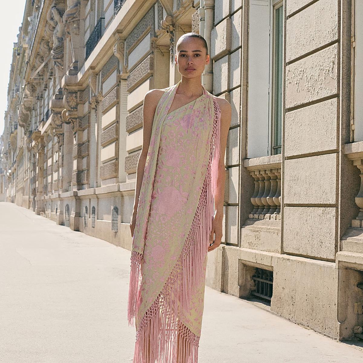 Aquí están los mejores vestidos, camisas y bolsos recién llegados a tienda. ¿Cuál es tu favorito de la nueva colección de Mango?