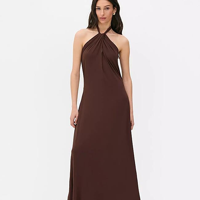 Vestido halter fluido