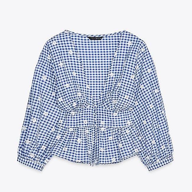 Camisa estampada de Zara (25,99 euros)