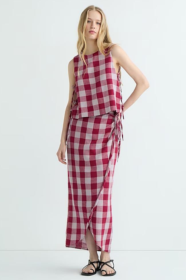 Conjunto de top y falda con estampado vichy