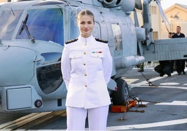 La princesa Leonor en la fragata Blas de Lezo.