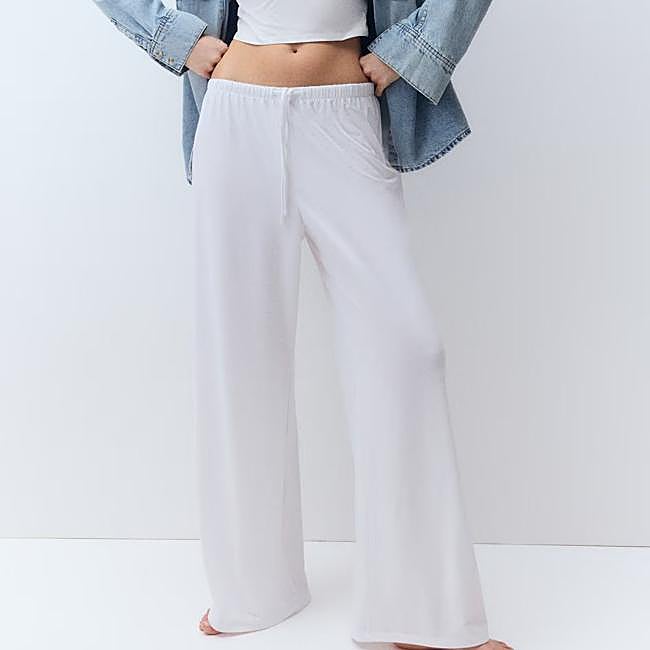 Pantalones anchos ligeros en color blanco
