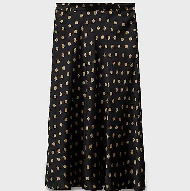Falda de lunares de Mango, 27,99 euros.
