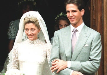 Por qué ha envejecido tan bien el vestido de novia de Marie-Chantal Miller: los secretos del diseño de Valentino