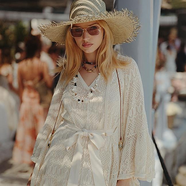 Mirela Balic con look boho de Zimmermann.