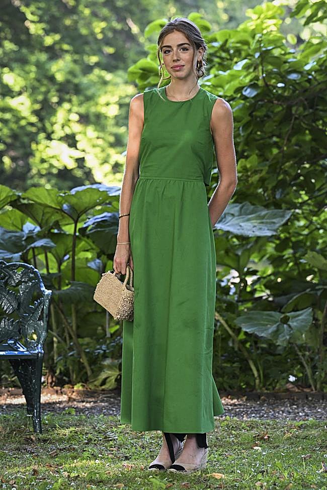 El look de Alexia de Holanda en el posado de verano de la casa real holandesa