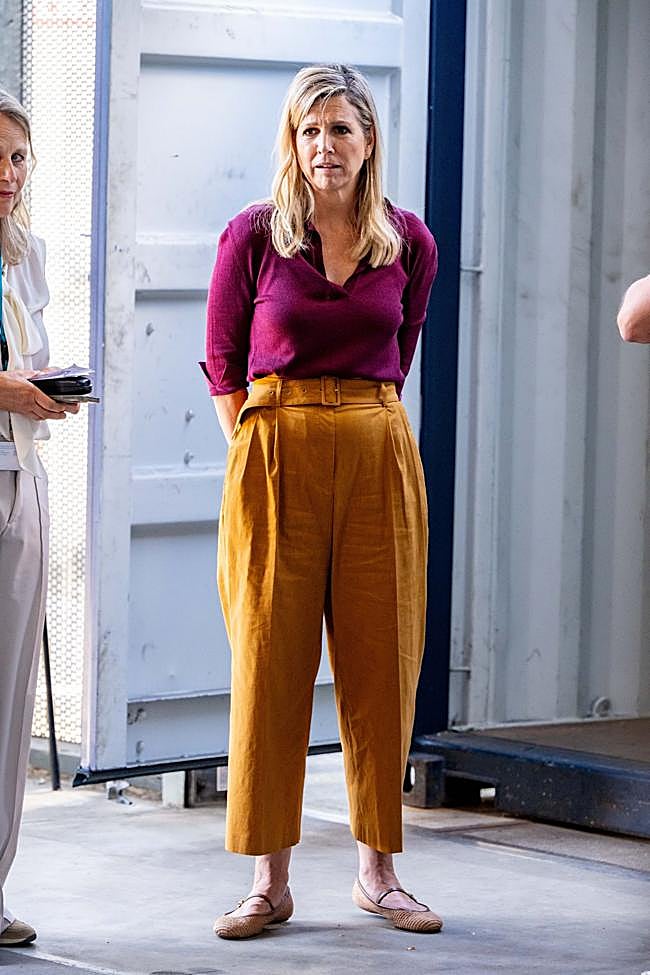 Máxima de Holanda con unas bailarinas de verano.