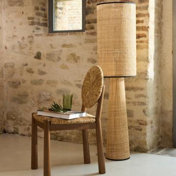 Imagen secundaria 1 - Ideas preciosas para decorar tu salón con el color tendencia del verano: parecerá más grande y será más fresquito