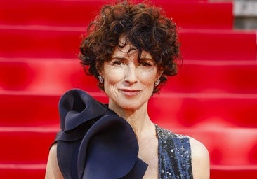 El definidor de rizos que recomienda una peluquera para cuando no quieres secarte el pelo en verano