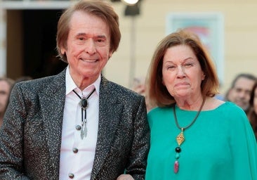 Raphael ha regresado a los escenarios tras su ingreso el año pasado.