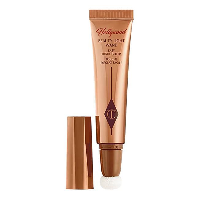 Beauty Light Wand de Charlotte Tilbury. Precio: 42 euros