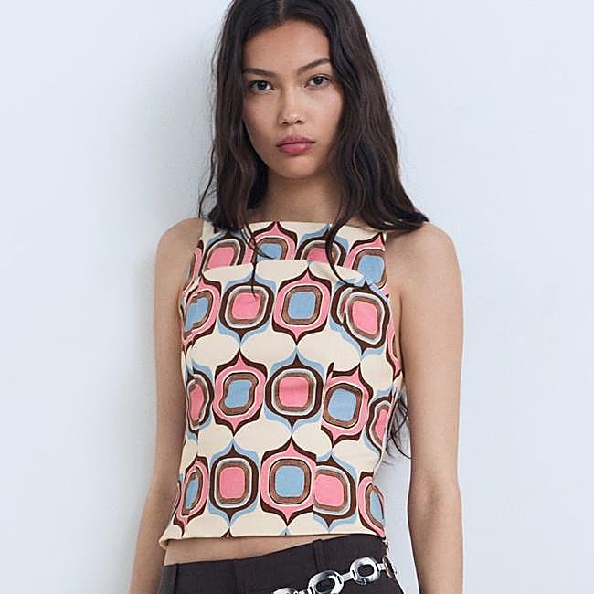 Blusa con print geométrico