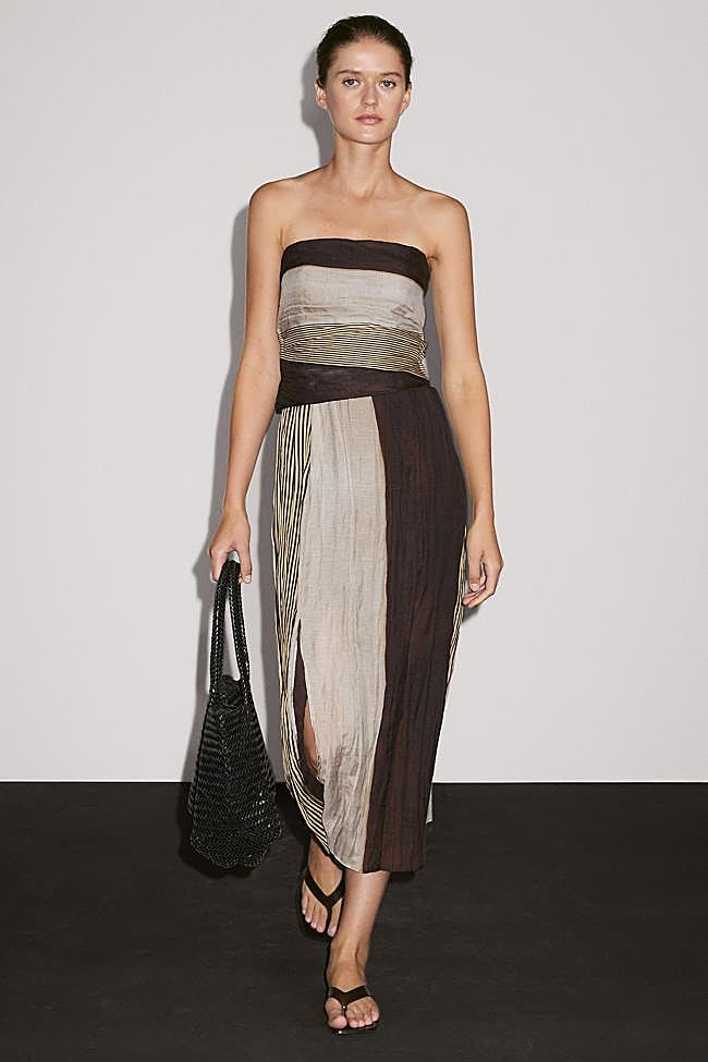 Vestido palabra de honor detalles frunces (89,95€)