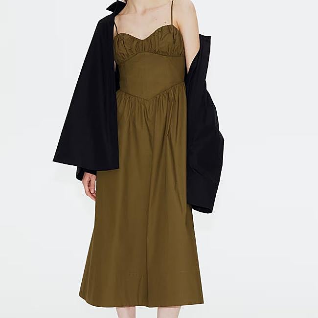 Vestido corsetero con escote corazón