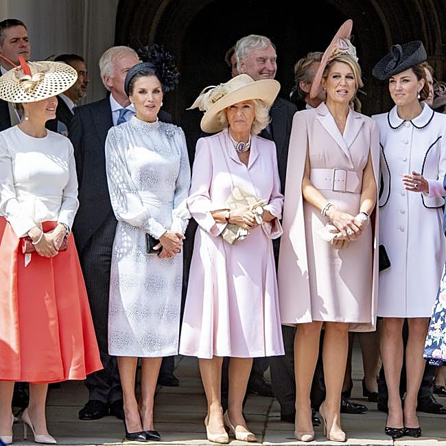 Letizia junto a Camilla, Máxima de Holanda, Kate Middleton y Sophie de Wessex, en 2017.