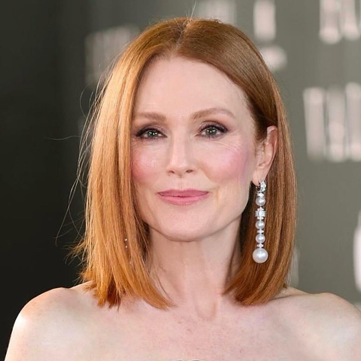 Julianne Moore con piel luminosa a los 50