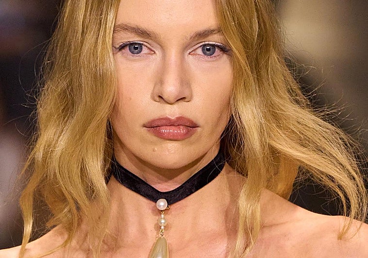 Consigue ondas surferas sin calor con estos sprays texturizantes que dan cuerpo y movimiento al cabello.