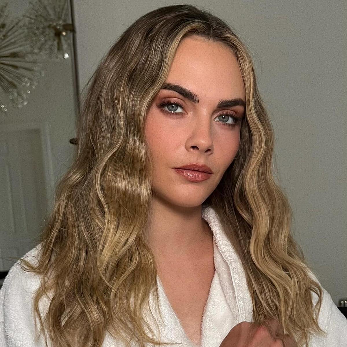 Por qué debes secar el pelo con secador en verano y cuál es la mejor forma de hacerlo