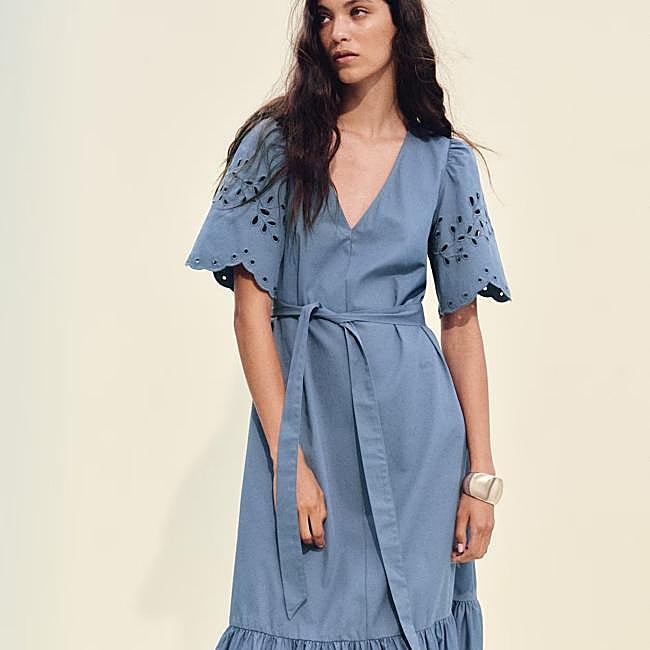 Vestido bordado con volante